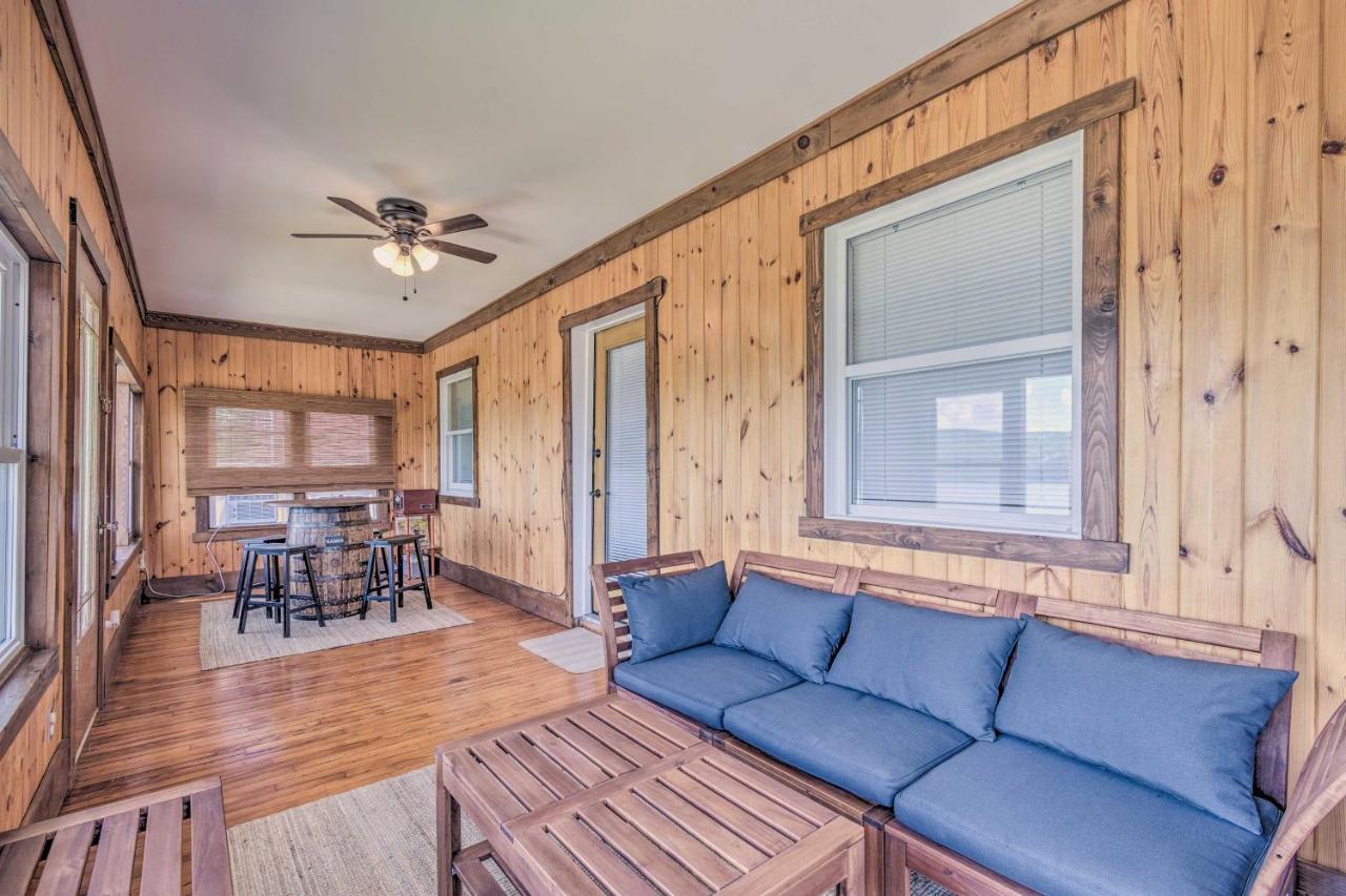 Watkins Glen Lakeview Cottage With Waterfall! 外观 照片